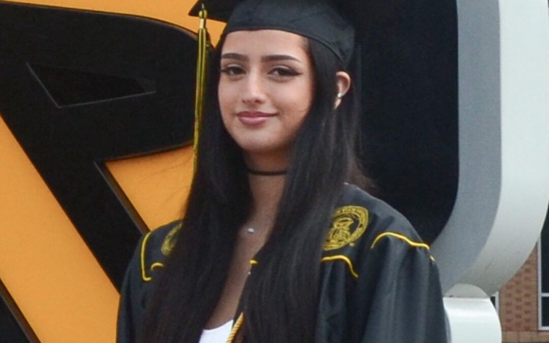Pia Valencia